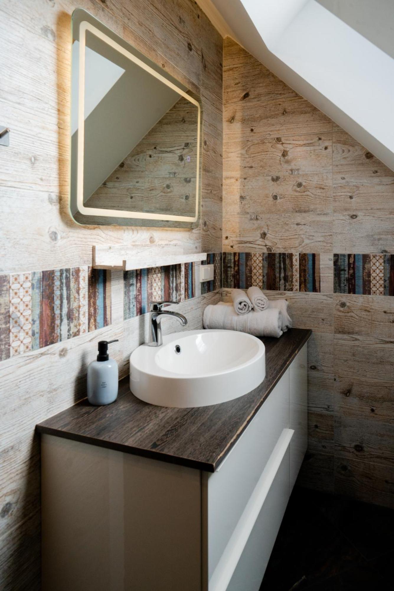 Domus Optima - Cozy Retreat In Appartement *